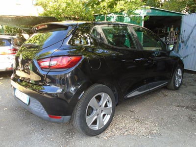 Renault Clio 1.2 75CV 5 porte Live usata
