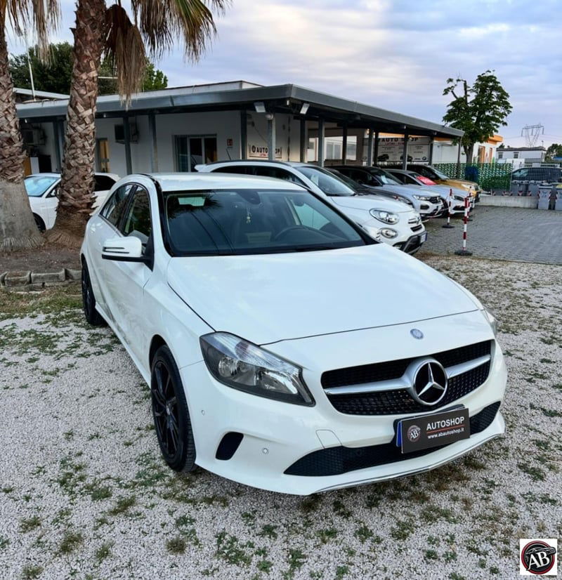 Mercedes-Benz Classe A 180 d Automatic Premium