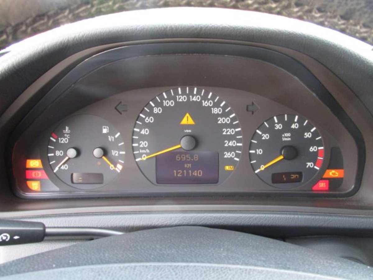 Mercedes-Benz CLK 200 Kompressor cat Cabrio Elegance Evo (17)
