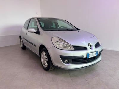Renault Clio 1.2 16V 3 porte Le Iene usata