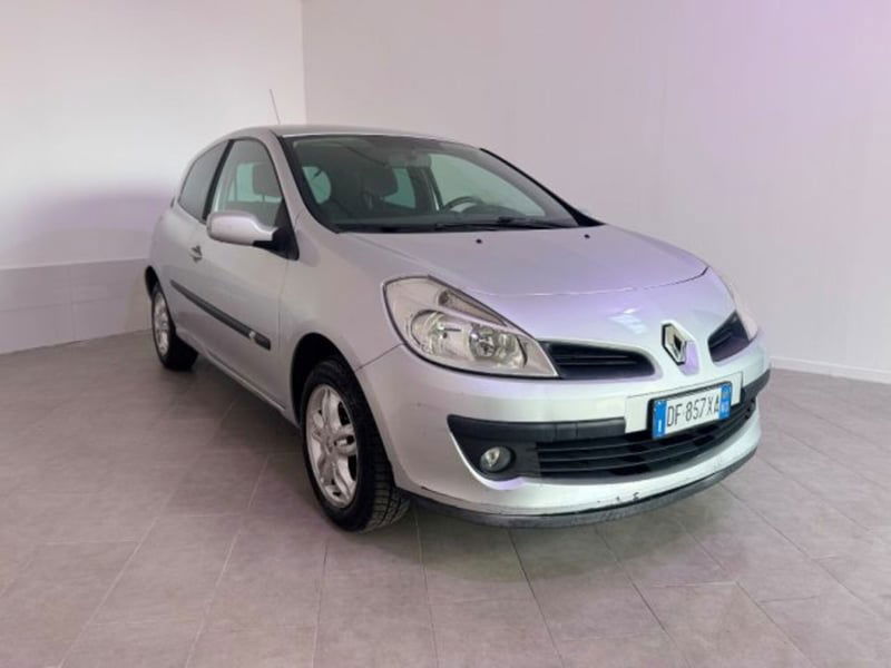 Renault Clio 1.2 16V 3 porte Le Iene