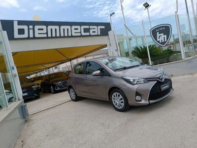 Toyota Yaris 1.3 5 porte Lounge usata
