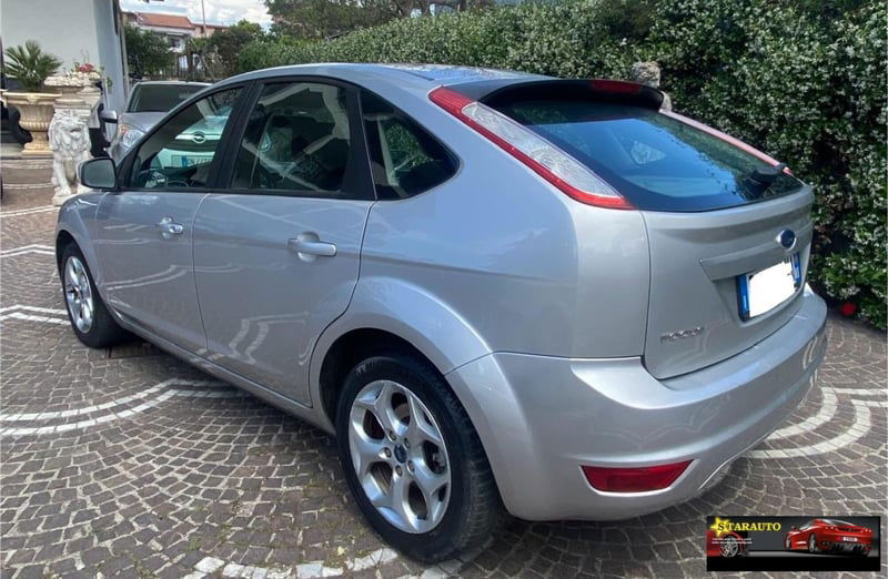 Ford Focus 1.6 TDCi (110CV) 5p. Tit. DPF