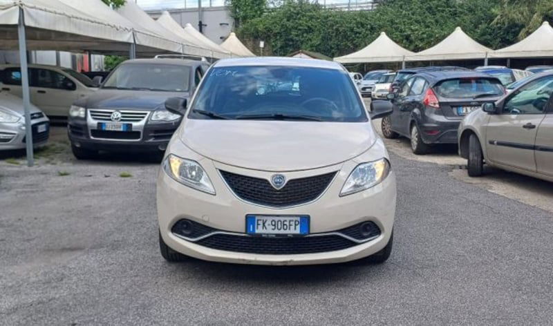 Lancia Ypsilon 1.3 MJT 16V 95 CV 5 porte S&S Silver