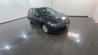 Volkswagen Golf 1.5 TGI DSG Life usata