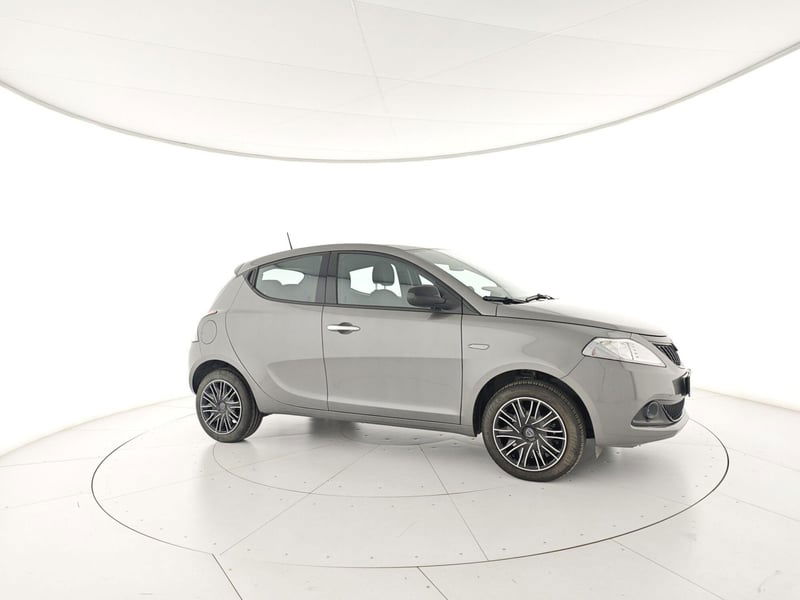 Lancia Ypsilon 1.0 FireFly 5 porte S&S Hybrid Ecochic Gold