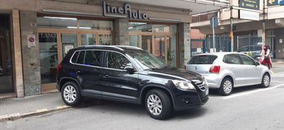 Volkswagen Tiguan 2.0 TDI DPF 4MOTION DSG Sport & Style usata