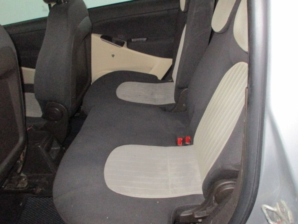 Lancia Musa Multijet 16V Oro (6)