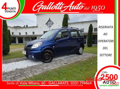 Toyota Yaris 1.3i 16V cat Sol usata
