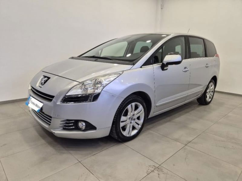 Peugeot 5008 2.0 HDi 150CV Family