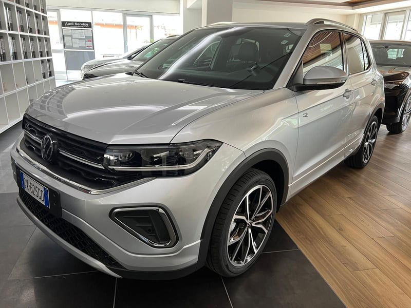 Volkswagen T-Cross 1.0 tsi R-Line 115cv