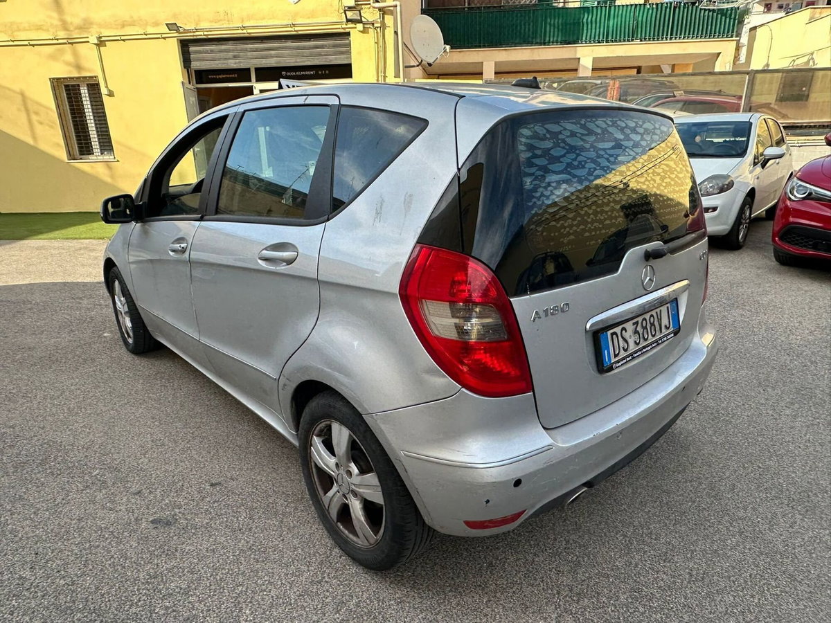 Mercedes-Benz Classe A 180 CDI Avantgarde (11)