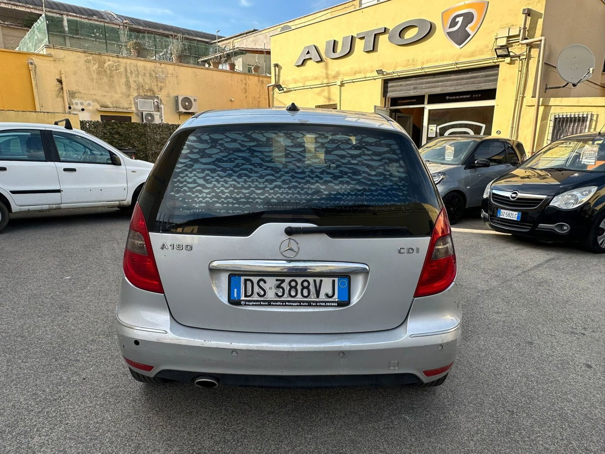 Mercedes-Benz Classe A 180 CDI Avantgarde (6)