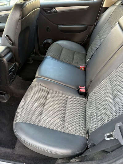 Mercedes-Benz Classe A 180 CDI Avantgarde (9)