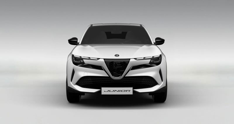 Alfa Romeo Junior elettrica Speciale 156cv