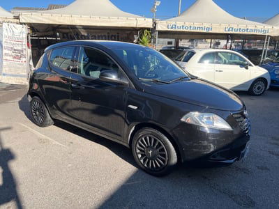 Lancia Ypsilon 1.2 69 CV 5 porte Gold usata