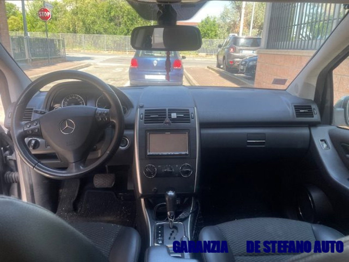 Mercedes-Benz Classe A 180 CDI Avantgarde (11)