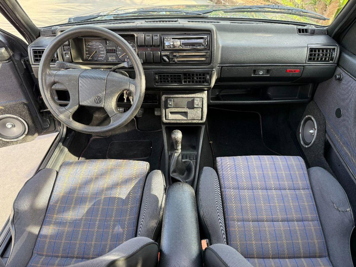 Volkswagen Golf 1800 16V 5 porte GTI (13)