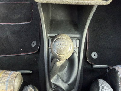 Volkswagen Golf 1800 16V 5 porte GTI (18)