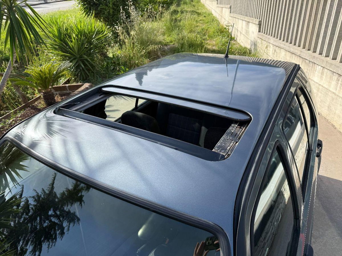 Volkswagen Golf 1800 16V 5 porte GTI (9)