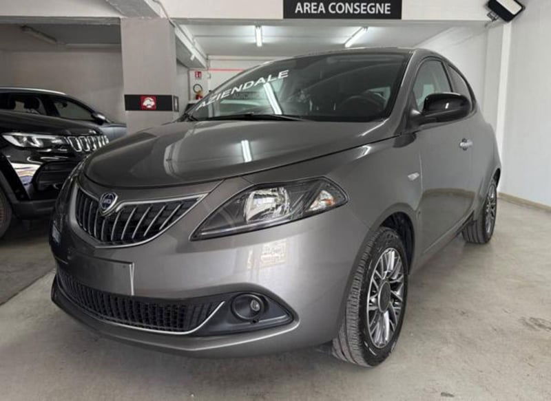 Lancia Ypsilon 1.0 FireFly 5 porte S&S Hybrid Gold Plus