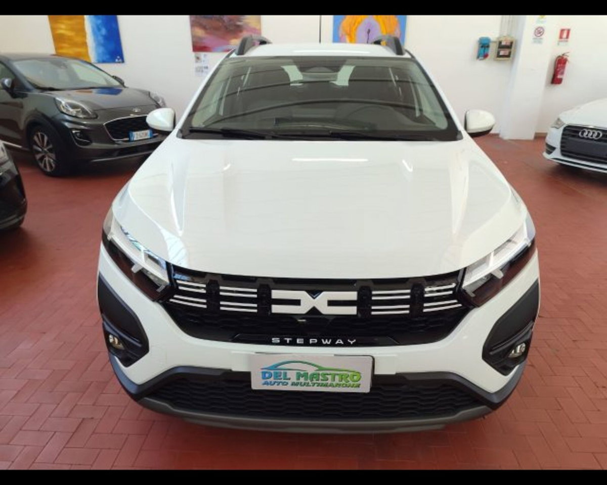 Dacia Sandero Stepway 1.0 tce Expression Eco-g 100cv (2)