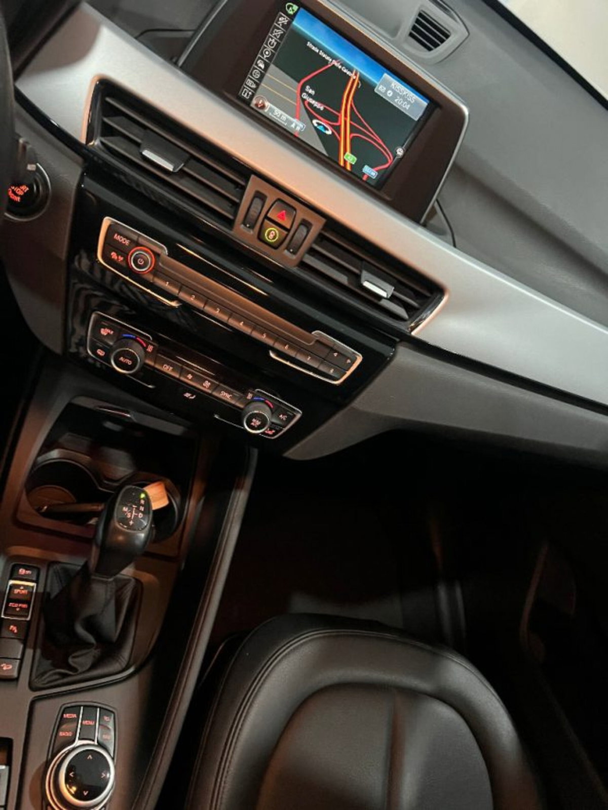 BMW X1 sDrive 18d Msport (9)