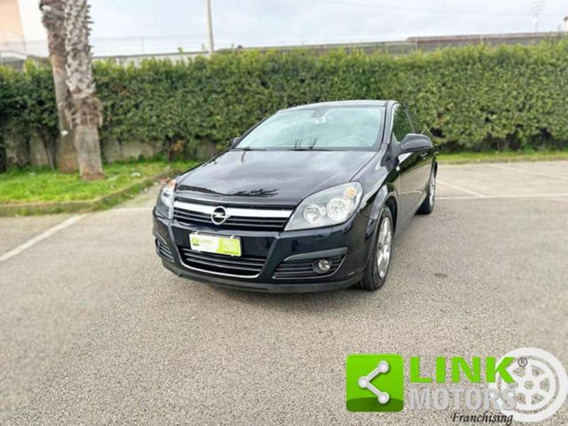 Opel Astra GTC 1.7 CDTI 110CV 3 porte Cosmo
