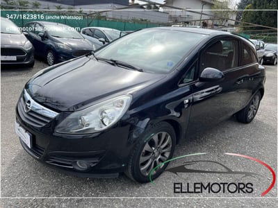 Opel Corsa 1.2 3 porte Club usata