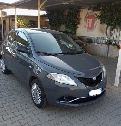 Lancia Ypsilon 1.2 69 CV 5 porte Gold usata