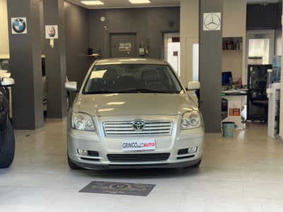 Toyota Avensis 1.8 16V usata