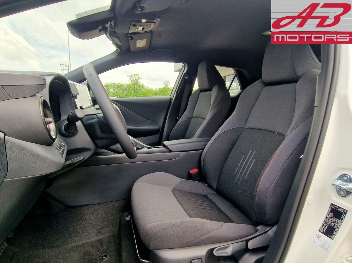 Toyota Toyota C-HR 1.8 hev Active fwd e-cvt (12)