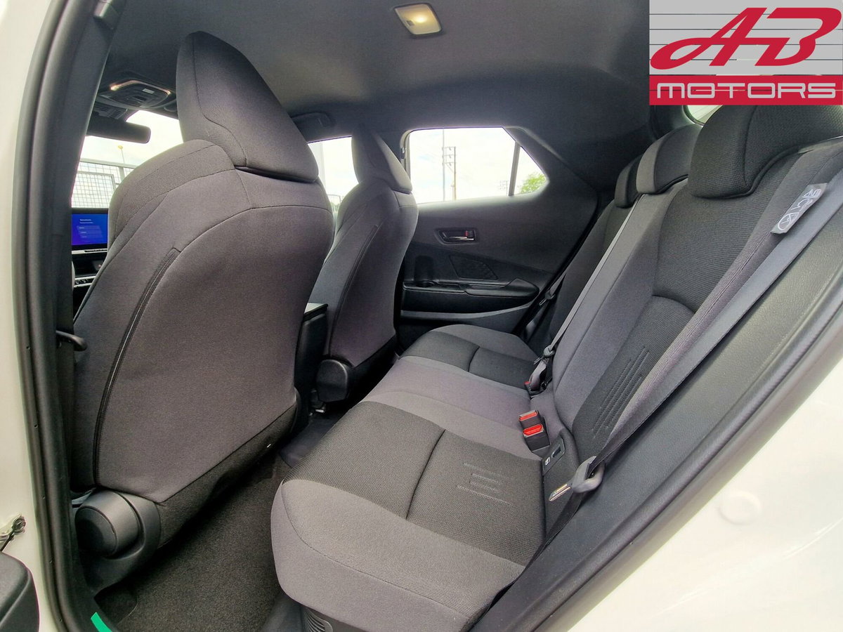 Toyota Toyota C-HR 1.8 hev Active fwd e-cvt (13)