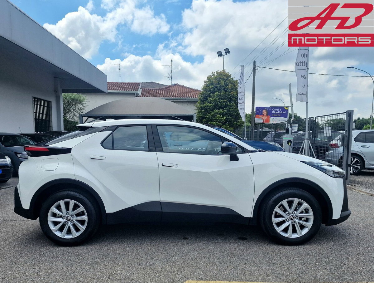 Toyota Toyota C-HR 1.8 hev Active fwd e-cvt (4)