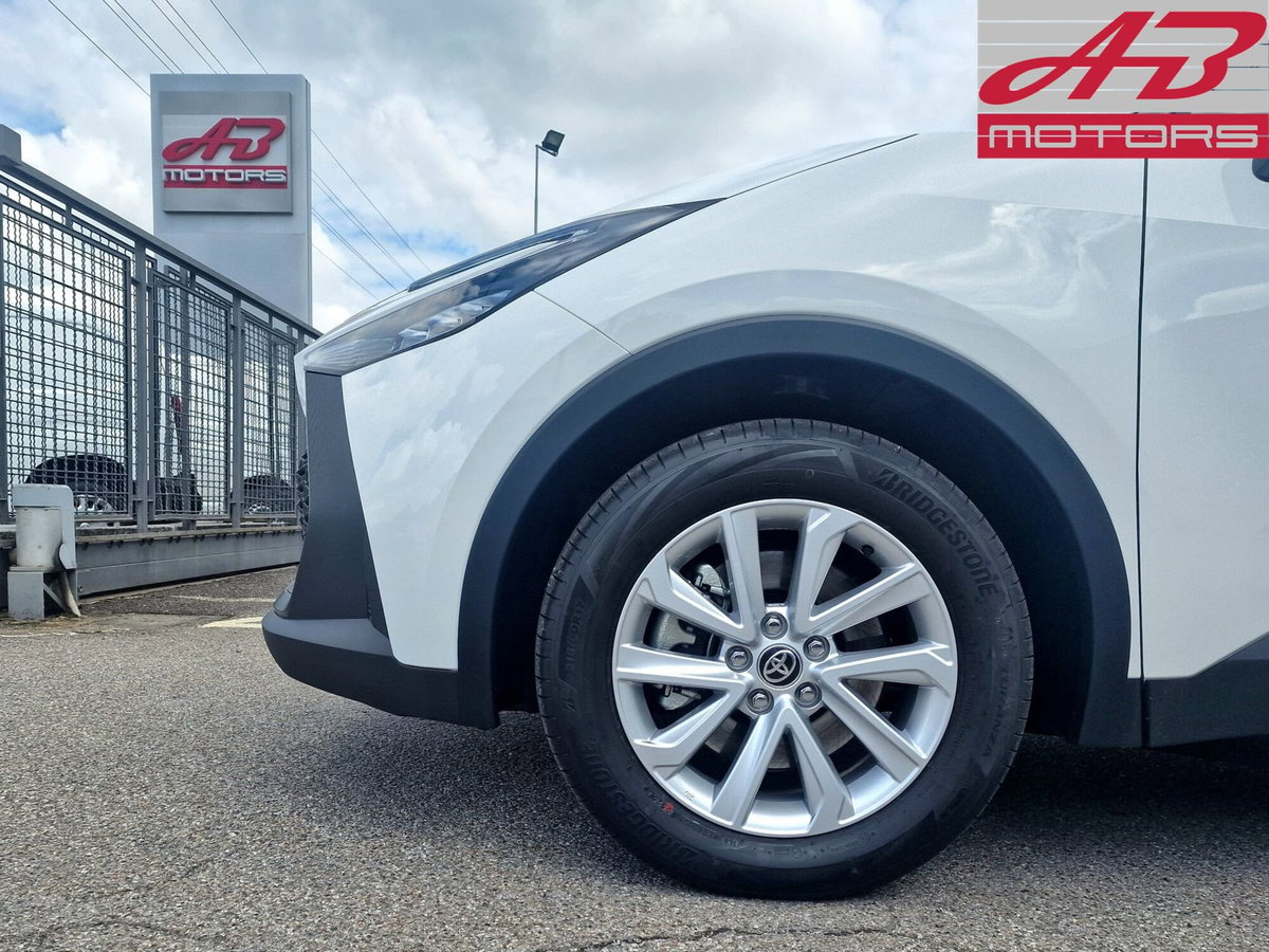 Toyota Toyota C-HR 1.8 hev Active fwd e-cvt (9)