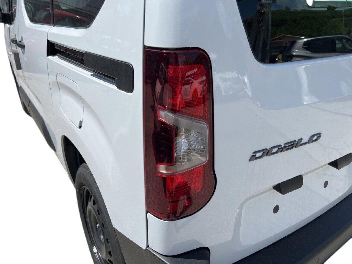 Fiat Doblò combi N1 1.5 diesel 130cv auto (10)