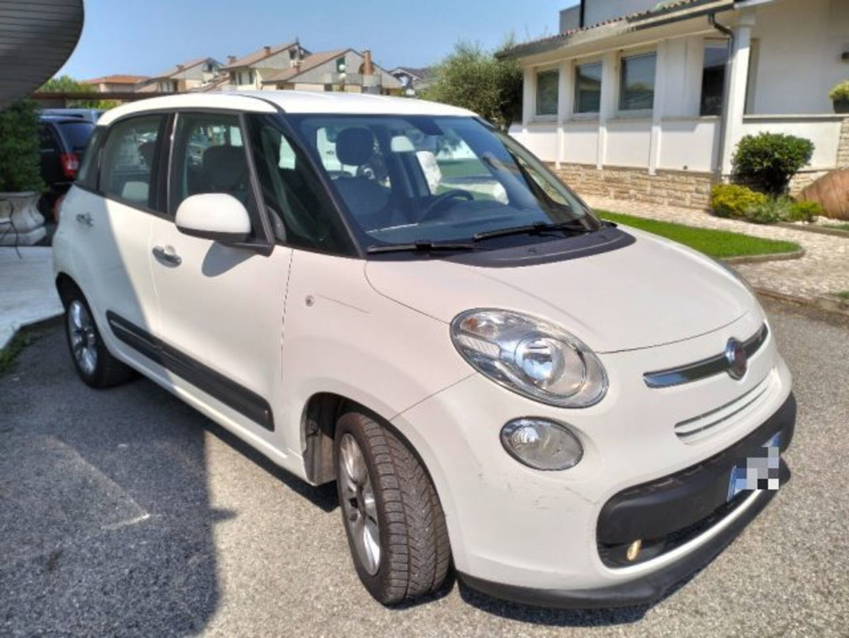Fiat 500L Living 1.3 Multijet 95 CV Dualogic Pop Star (2)