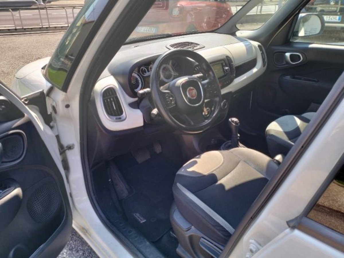 Fiat 500L Living 1.3 Multijet 95 CV Dualogic Pop Star (9)