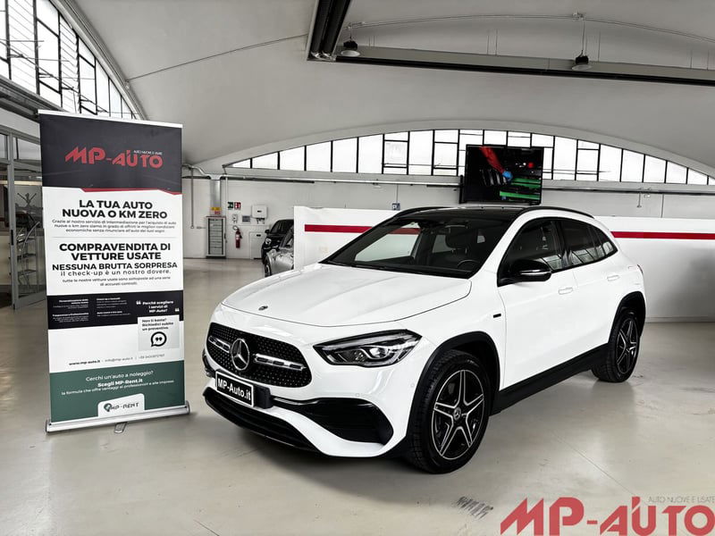 Mercedes-Benz GLA SUV 250 e EQ-Power Automatic Premium