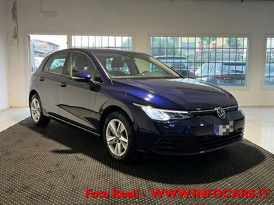 Volkswagen Golf Variant 1.0 eTSI EVO DSG Life usata