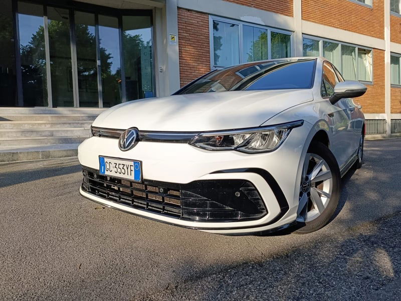 Volkswagen Golf 1.5 eTSI 150 CV EVO ACT DSG R-Line
