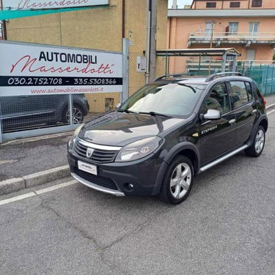 Dacia Sandero Stepway 1.6 8V 90CV usata