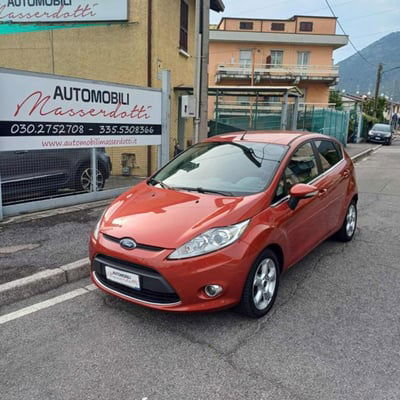 Ford Fiesta 1.4 5 porte Bz.- GPL Titanium usata