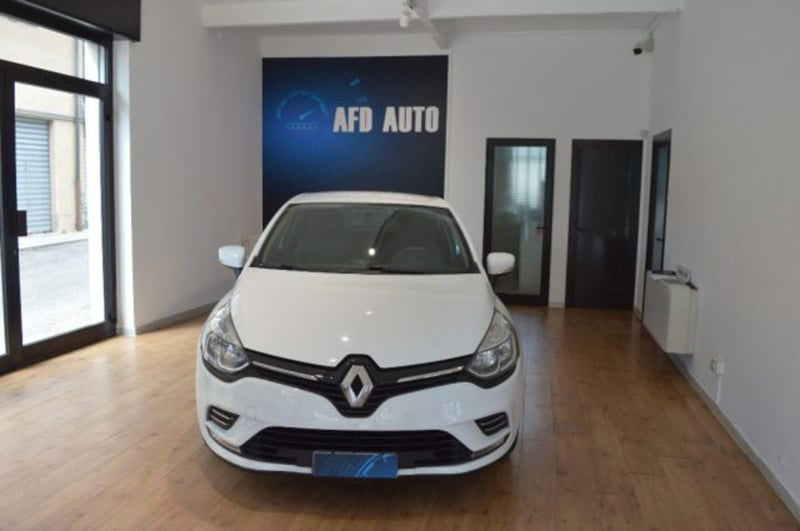 Renault Clio TCe 12V 90 CV GPL 5 porte Moschino Zen