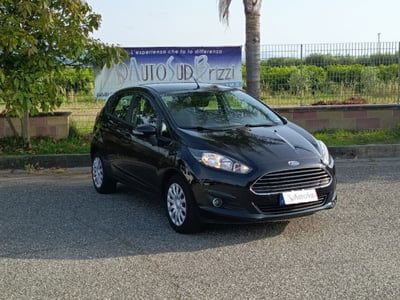 Ford Fiesta 1.4 5 porte Bz.- GPL usata