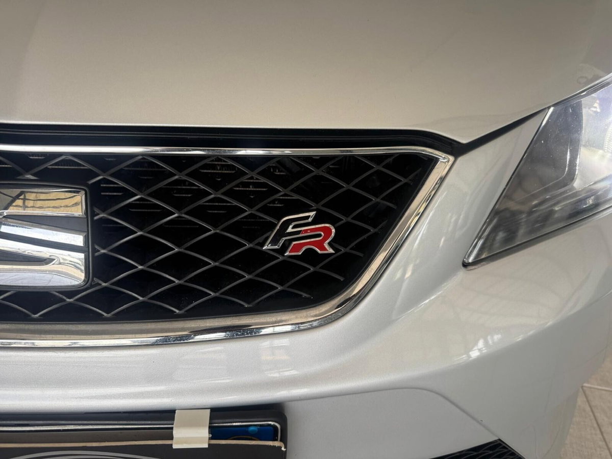SEAT Ibiza 1.6 TDI 105 CV CR 5 porte FR (2)