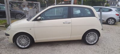 Lancia Ypsilon 1.3 MJT 75 CV Argento usata