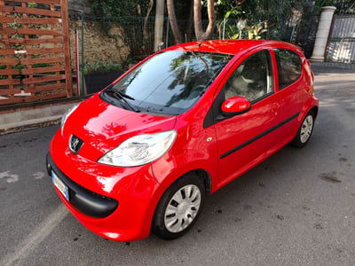 Peugeot 107 68CV 5p. Plaisir usata