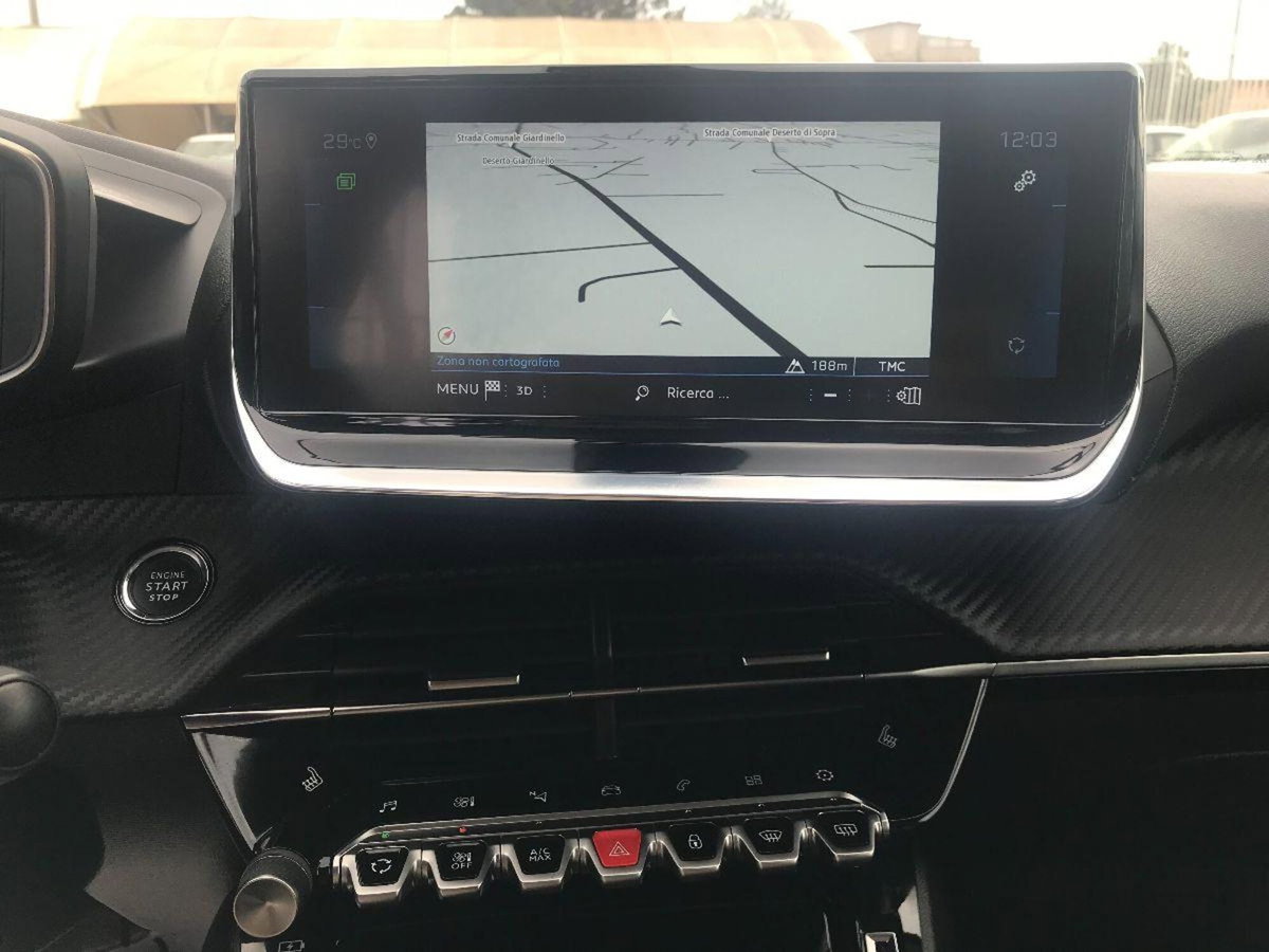 Peugeot 2008 BlueHDi 110 S&S Allure Pack (14)