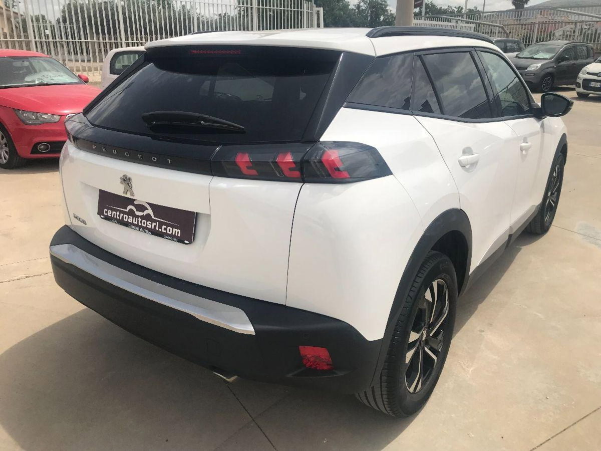 Peugeot 2008 BlueHDi 110 S&S Allure Pack (9)